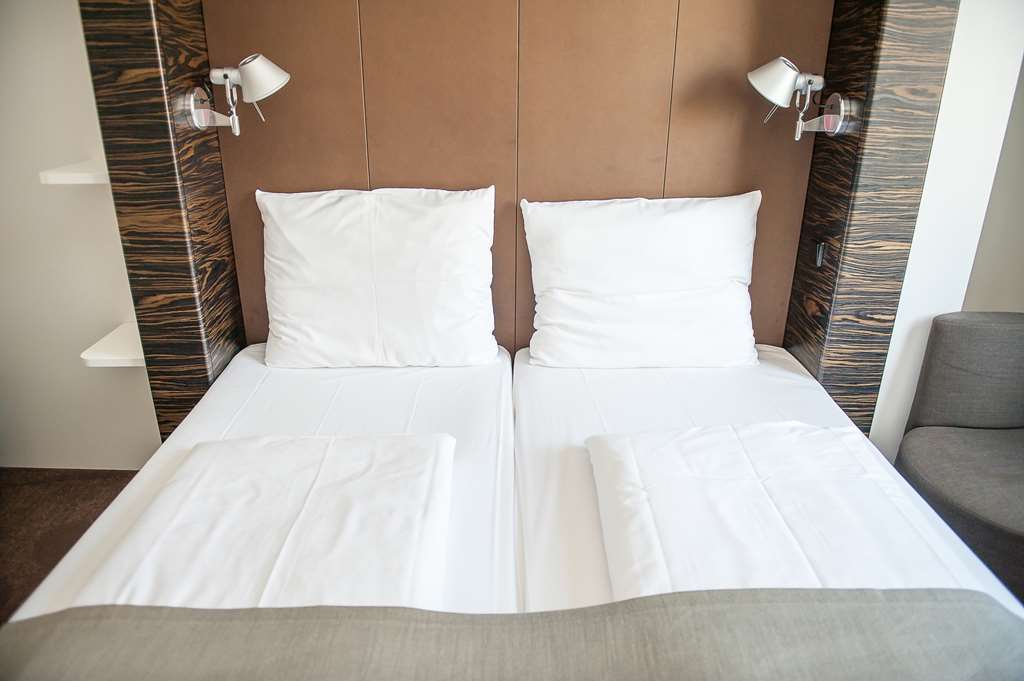 B&B Hotel Duesseldorf City-Sued Eksteriør billede