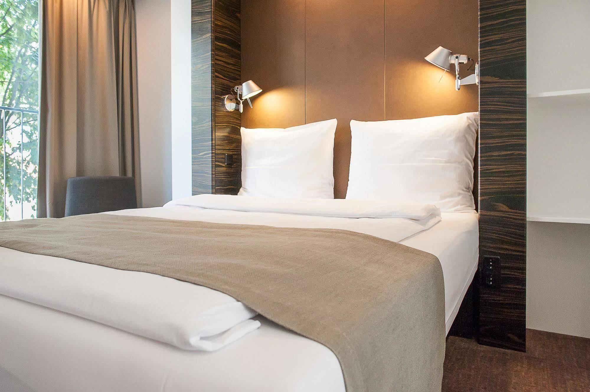 B&B Hotel Duesseldorf City-Sued Eksteriør billede